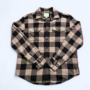 American Eagle Black and Grey Plaid Flannel Shirt (Men’s M)
